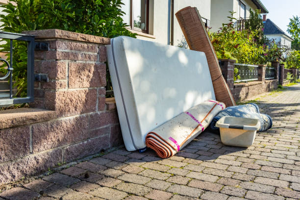 Commercial Cleanout Services in Channel Lake, IL